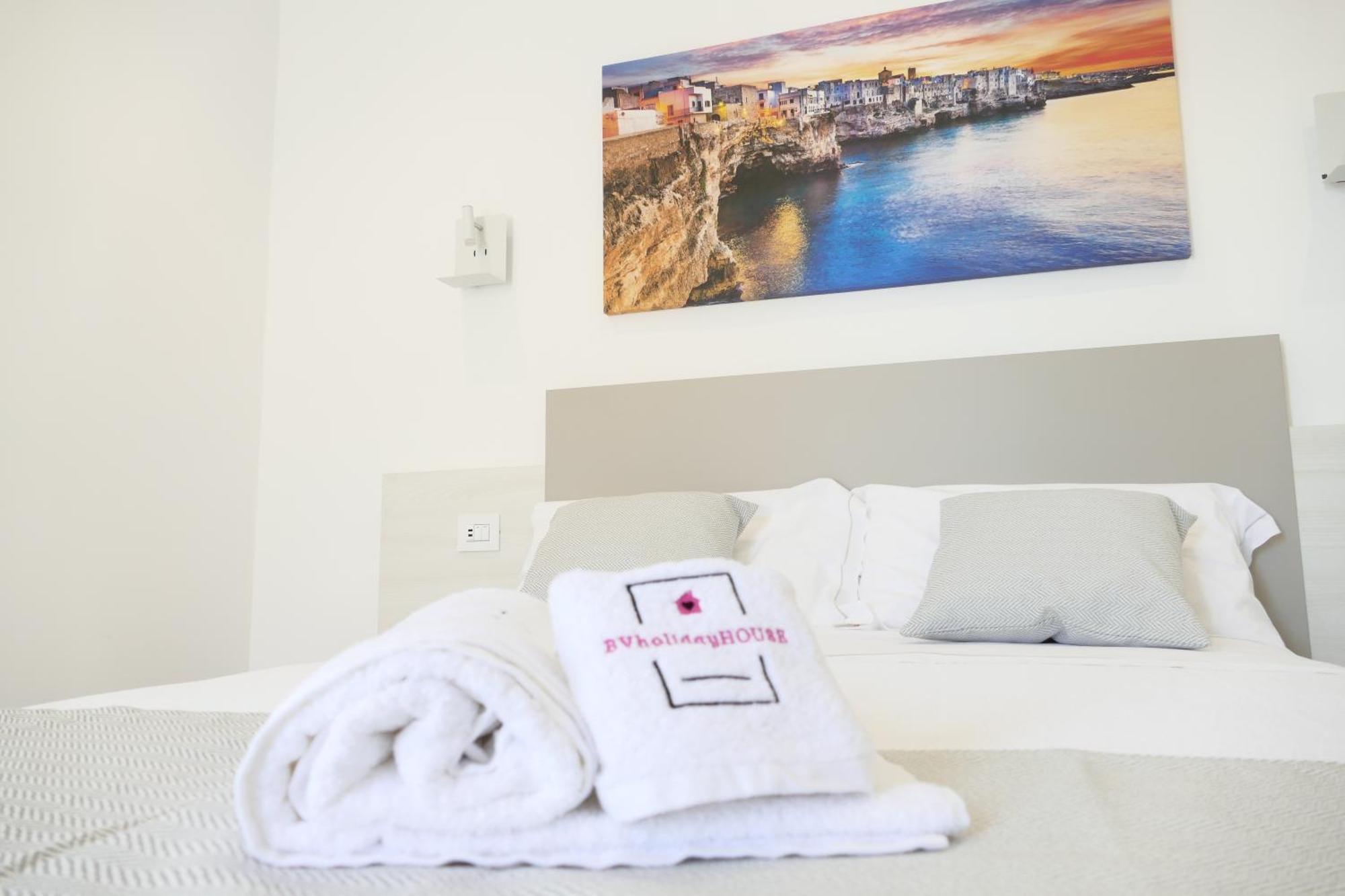 Bvholidayhouse Полиньяно-а-Маре Номер фото